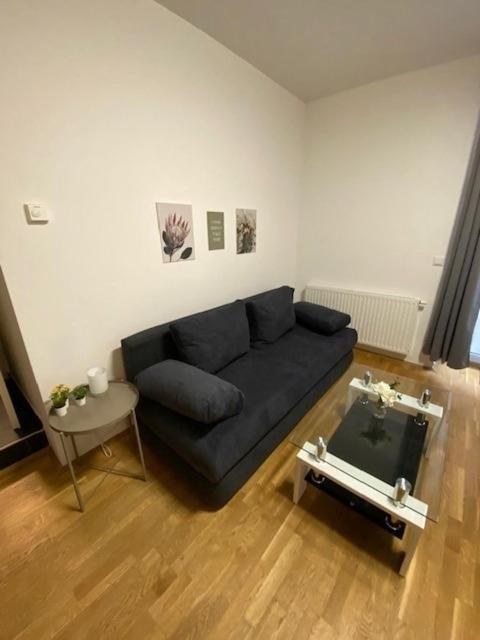 Paky Appartements 00322 Брук ан дер Лайта Екстериор снимка