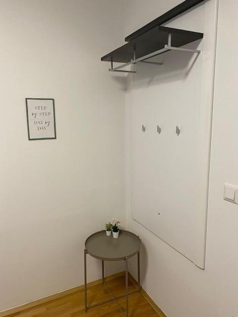Paky Appartements 00322 Брук ан дер Лайта Екстериор снимка