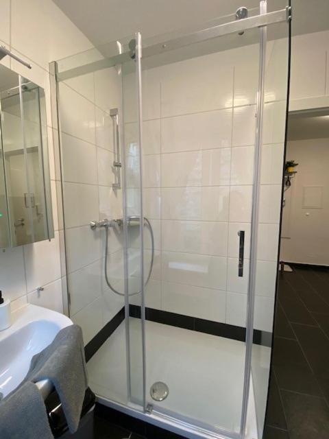 Paky Appartements 00322 Брук ан дер Лайта Екстериор снимка